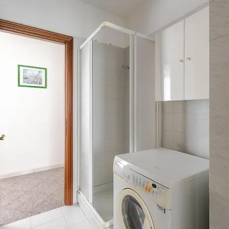 Penthouse With Terrace - Private Parking & Wifi Apartment Pecetto di Valenza