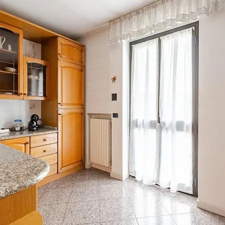 Apartment Penthouse With Terrace - Private Parking & Wifi