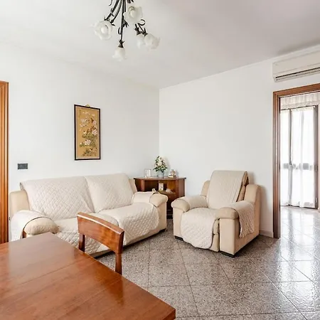 Penthouse With Terrace - Private Parking & Wifi Pecetto di Valenza