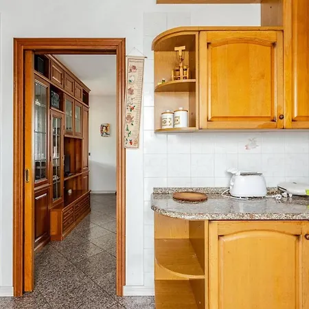 Penthouse With Terrace - Private Parking & Wifi Apartment *