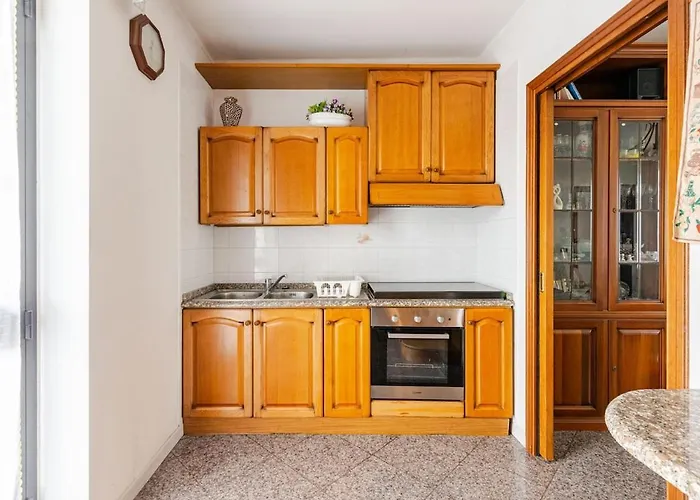 Penthouse With Terrace - Private Parking & Wifi * Pecetto di Valenza