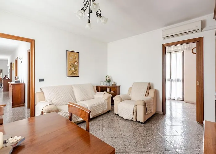 Penthouse With Terrace - Private Parking & Wifi Pecetto di Valenza
