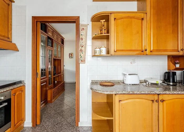 Penthouse With Terrace - Private Parking & Wifi Lejlighed *